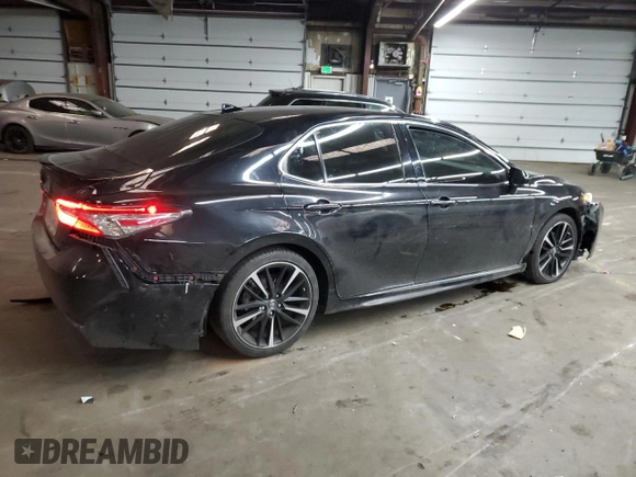 2019 Toyota Camry XSE with VIN 4T1B61HK4KU841832, listed as a Copart auction lot 45010195 with 190,347 mi miles and Salvage Title. Bid and sale history available at carsss.com. Image 3.