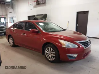 2015 Nissan Altima SV z VIN 1N4AL3AP6FC599525, wystawiony jako IAAI lot #41721478 z przebiegiem 194 660 mil mil oraz . Historia ofert i sprzedaży dostępna na DreamBid. Obrazek 1.