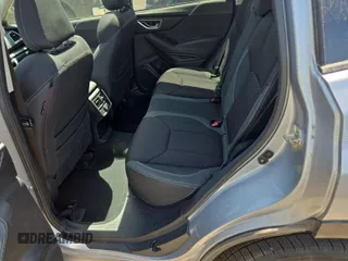 2019 Subaru Forester Premium with VIN JF2SKAGC7KH552139, listed as a IAAI auction lot 42566945 with 204,278 mi miles and . Bid and sale history available at DreamBid. Image 38.