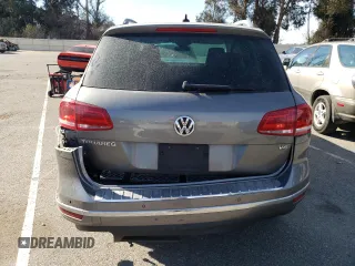 2016 Volkswagen Touareg Sport с VIN WVGEF9BP0GD012604, выставлен на аукционе Copart как лот 85132214 с пробегом 127 155 миль миль и Чистый • Clean title. История ставок и продаж доступна на DreamBid. Изображение 6.