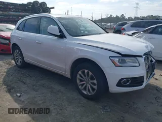 2015 Audi Q5 Premium Plus with VIN WA1LFAFP3FA137193, listed as a IAAI auction lot 41505533 with 151,292 mi miles. Bid and sale history available at carsss.com. Image 1.