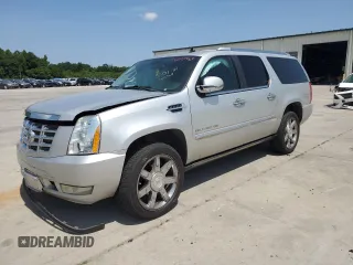 2011 Cadillac Escalade ESV Premium z VIN 1GYS3JEFXBR279033, wystawiony jako Copart lot #56373414 z przebiegiem 191 619 mil mil oraz Szkoda całkowita • Salvage title. Historia ofert i sprzedaży dostępna na DreamBid. Obrazek 1.