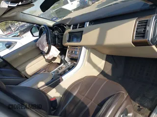 2016 Land Rover Range Rover Sport V6 Diesel HSE with VIN SALWR2KF4GA662481, listed as a IAAI auction lot 41784541 with 126,762 mi miles. Bid and sale history available at carsss.com. Image 5.