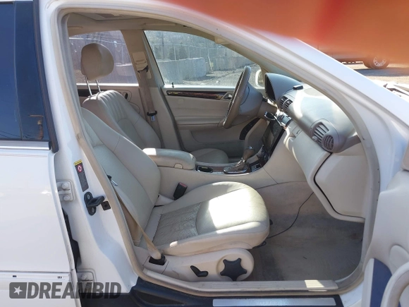 2006 Mercedes-Benz C 280 Luxury with VIN WDBRF92J06F755914, listed as a IAAI auction lot 41886528 with 182,423 mi miles and . Bid and sale history available at DreamBid. Image 5.