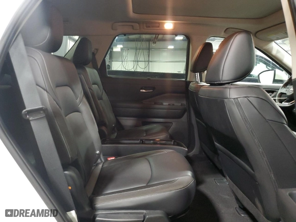 2024 Nissan Pathfinder SL with VIN 5N1DR3CD3RC253912, listed as a Copart auction lot 42677425 with 16,214 mi miles and Salvage Title. Bid and sale history available at carsss.com. Image 11.
