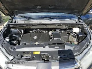 2018 Toyota Highlander LE with VIN 5TDBZRFH1JS906155, listed as a Copart auction lot 65517405 with 118,413 mi miles and Clean title. Bid and sale history available at DreamBid. Image 12.