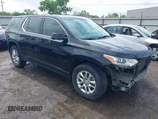 2020 Chevrolet Traverse LS z VIN 1GNERFKWXLJ104954, wystawiony jako IAAI lot #42346983 z przebiegiem 147 482 mil mil oraz . Historia ofert i sprzedaży dostępna na DreamBid. Obrazek 1.