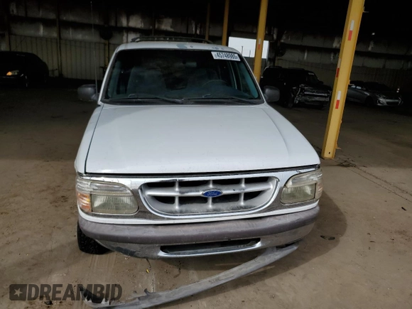 1996 Ford Explorer XL z VIN 1FMDU34X4TUB28989, wystawiony jako Copart lot #45748985 z przebiegiem 169 879 mil mil oraz Szkoda całkowita • Salvage title. Historia ofert i sprzedaży dostępna na DreamBid. Obrazek 5.