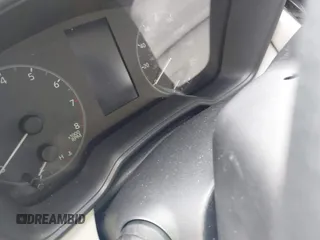 2025 Toyota Corolla Cross L z VIN 7MUAAABG5SV124532, wystawiony jako IAAI lot #42021771 z przebiegiem 7 mil mil oraz . Historia ofert i sprzedaży dostępna na DreamBid. Obrazek 7.