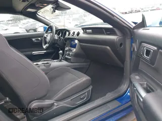 2022 Ford Mustang EcoBoost z VIN 1FATP8UH7N5144894, wystawiony jako IAAI lot #42173373 z przebiegiem 12 066 mil mil oraz . Historia ofert i sprzedaży dostępna na DreamBid. Obrazek 5.