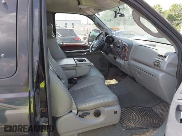 2005 Ford F-250 XL с VIN 1FTSX21P65EB71776, выставлен на аукционе IAAI как лот 42839357 с пробегом 237 582 миль миль и . История ставок и продаж доступна на DreamBid. Изображение 5.