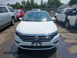2019 Volkswagen Jetta SEL z VIN 3VWEB7BU8KM171987, wystawiony jako IAAI lot #42597141 z przebiegiem 45 620 mil mil oraz . Historia ofert i sprzedaży dostępna na DreamBid. Obrazek 12.