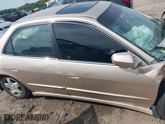 2000 Honda Accord EX with VIN 1HGCG1651YA025062, listed as a IAAI auction lot 42123069 with 221,614 mi miles and . Bid and sale history available at DreamBid. Image 13.
