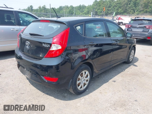2013 Hyundai Accent GS z VIN KMHCT5AE8DU121736, wystawiony jako IAAI lot #42484416 z przebiegiem 102 830 mil mil oraz . Historia ofert i sprzedaży dostępna na DreamBid. Obrazek 4.