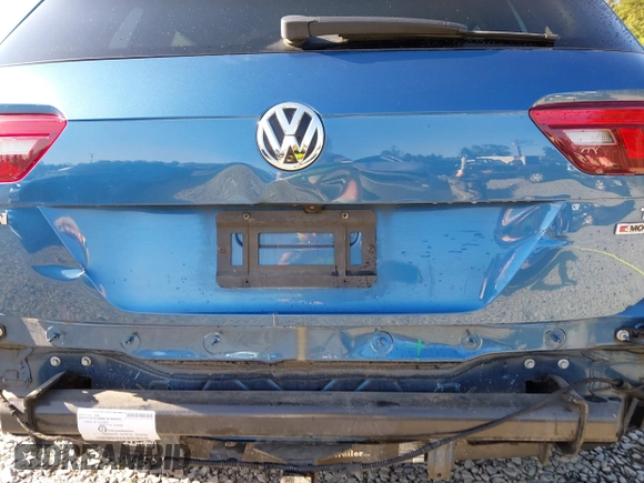2018 Volkswagen Tiguan SEL с VIN 3VV2B7AX7JM029275, выставлен на аукционе IAAI как лот 42386878 с пробегом 75 006 миль миль и . История ставок и продаж доступна на DreamBid. Изображение 19.