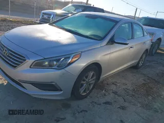 2017 Hyundai Sonata SE with VIN 5NPE24AF6HH446937, listed as a IAAI auction lot 41662562 with 180,436 mi miles. Bid and sale history available at carsss.com. Image 17.