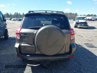 2011 Toyota RAV4 with VIN 2T3JF4DV1BW096753, listed as a IAAI auction lot 42064456 with 118,741 mi miles. Bid and sale history available at carsss.com. Image 16.