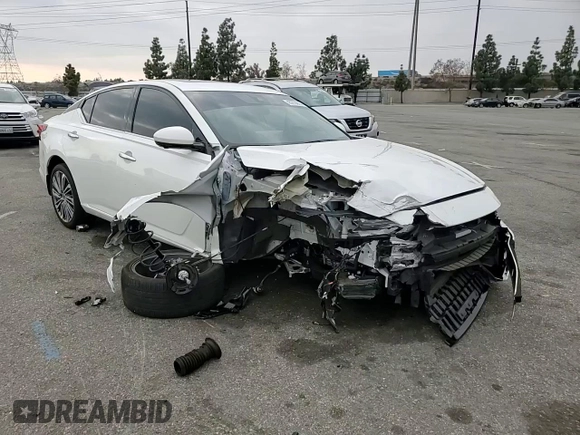 2023 Nissan Altima SL with VIN 1N4BL4EV4PN418222, listed as a Copart auction lot 43273615 with 13,239 mi miles and Salvage Title. Bid and sale history available at DreamBid. Image 11.