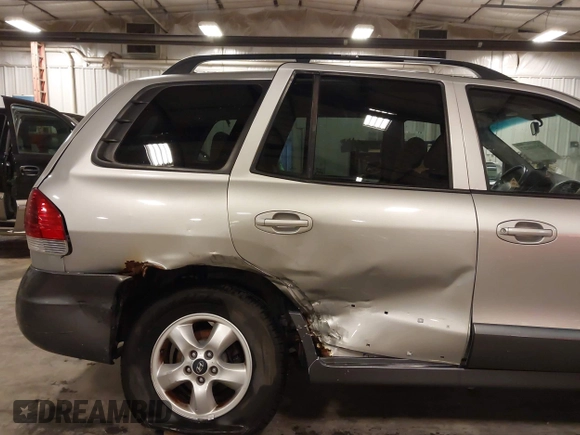 2005 Hyundai Santa Fe GLS with VIN KM8SC73D95U974594, listed as a IAAI auction lot 42340827 with 126,081 mi miles and . Bid and sale history available at DreamBid. Image 17.
