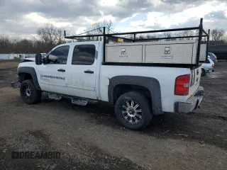 2013 Chevrolet Silverado 1500 LS with VIN 3GCPKREA8DG186967, listed as a Copart auction lot 42909045 with 200,928 mi miles and Salvage Title. Bid and sale history available at DreamBid. Image 2.