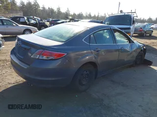 2010 Mazda 6 i Sport with VIN 1YVHZ8BHXA5M13018, listed as a IAAI auction lot 41785836 with 139,931 mi miles. Bid and sale history available at carsss.com. Image 4.