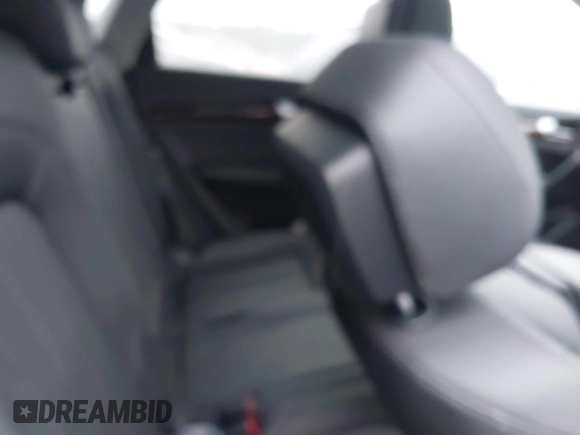 2018 Audi Q5 Premium Plus with VIN WA1BNAFY8J2087305, listed as a IAAI auction lot 41961830 with 128,163 mi miles. Bid and sale history available at carsss.com. Image 8.