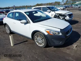 2011 Volvo C30 with VIN YV1672MK5B2242295, listed as a IAAI auction lot 41584275 with 169,437 mi miles. Bid and sale history available at carsss.com. Image 1.