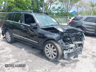 2011 Mercedes-Benz GLK 350 z VIN WDCGG8HB3BF574200, wystawiony jako IAAI lot #42358586 z przebiegiem 153 035 mil mil oraz . Historia ofert i sprzedaży dostępna na DreamBid. Obrazek 1.
