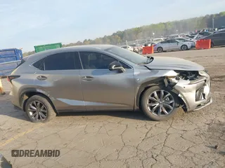2021 Lexus NX 300 F Sport z VIN JTJSARBZ1M2193319, wystawiony jako IAAI lot #41876755 z przebiegiem 30 332 mil mil oraz . Historia ofert i sprzedaży dostępna na DreamBid. Obrazek 13.