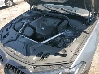 2023 BMW 5 Series 530i with VIN WBA53BH09PWX90206, listed as a Copart auction lot 59050975 with 18,331 mi miles and Salvage title. Bid and sale history available at DreamBid. Image 13.