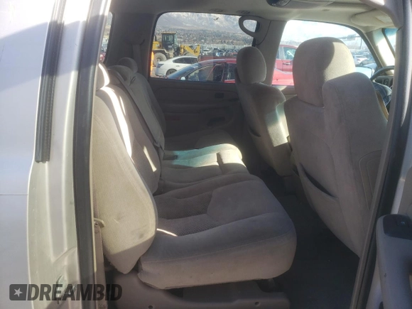2006 Chevrolet Suburban Z71 with VIN 3GNFK16Z56G106892, listed as a Copart auction lot 83255824 with 226,609 mi miles and Clean Title. Bid and sale history available at carsss.com. Image 11.