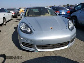 2015 Porsche Panamera 4 z VIN WP0AA2A71FL001349, wystawiony jako Copart lot #67675673 z przebiegiem 44 195 mil mil oraz . Historia ofert i sprzedaży dostępna na DreamBid. Obrazek 5.
