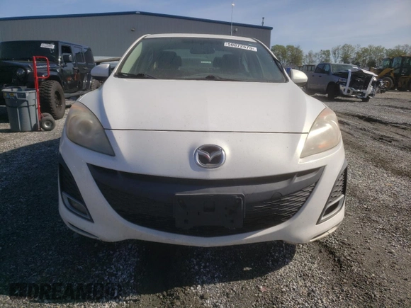 2011 Mazda Mazda3 i Sport with VIN JM1BL1UG2B1421437, listed as a Copart auction lot 50872575 with 205,471 mi miles and Clean Title. Bid and sale history available at carsss.com. Image 5.