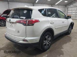 2018 Toyota RAV4 LE z VIN JTMBFREV7JJ207951, wystawiony jako IAAI lot #42376282 z przebiegiem 109 704 mil mil oraz . Historia ofert i sprzedaży dostępna na DreamBid. Obrazek 4.