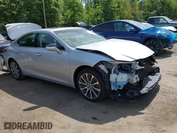 2020 Lexus ES 350 with VIN 58ADZ1B11LU068649, listed as a IAAI auction lot 42289047 with 38,593 mi miles and . Bid and sale history available at DreamBid. Image 1.