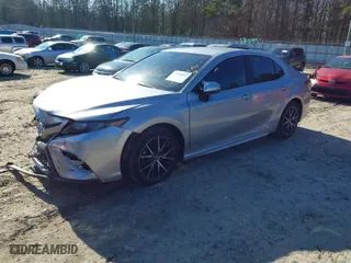 2021 Toyota Camry SE Nightshade with VIN 4T1G11AK1MU514855, listed as a IAAI auction lot 41340072 with 79,575 mi miles. Bid and sale history available at carsss.com. Image 2.