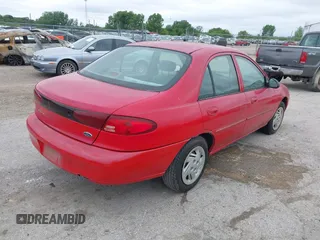 2002 Ford Escort Fleet Standard z VIN 3FAFP13P22R128270, wystawiony jako IAAI lot #42326518 z przebiegiem 120 391 mil mil oraz . Historia ofert i sprzedaży dostępna na DreamBid. Obrazek 4.