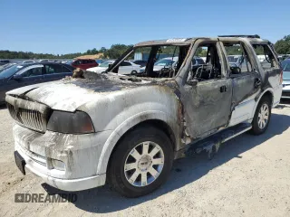 2003 Lincoln Navigator Ultimate with VIN 5LMFU27RX3LJ27106, listed as a Copart auction lot 60938635 with Not provided miles and Non repairable. Bid and sale history available at DreamBid. Image 1.