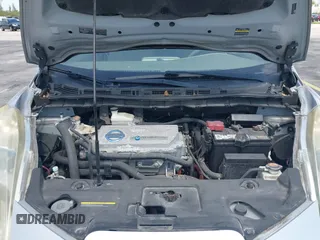 2011 Nissan LEAF SL-e with VIN JN1AZ0CP5BT006027, listed as a IAAI auction lot 42087275 with 91,258 mi miles and . Bid and sale history available at DreamBid. Image 10.