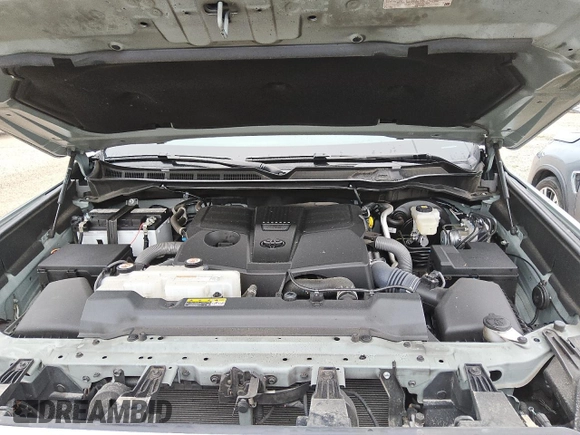 2024 Toyota Tundra 1794 Edition with VIN 5TFMA5DB3RX172812, listed as a Copart auction lot 76068904 with 15,643 mi miles and Clean title. Bid and sale history available at DreamBid. Image 11.