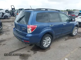 2012 Subaru Forester X Premium z VIN JF2SHBCC7CH431025, wystawiony jako IAAI lot #42144648 z przebiegiem 114 336 mil mil oraz . Historia ofert i sprzedaży dostępna na DreamBid. Obrazek 4.
