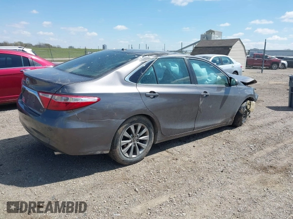 2015 Toyota Camry XLE z VIN 4T1BF1FK6FU923716, wystawiony jako IAAI lot #42038803 z przebiegiem 255 479 mil mil oraz . Historia ofert i sprzedaży dostępna na DreamBid. Obrazek 4.