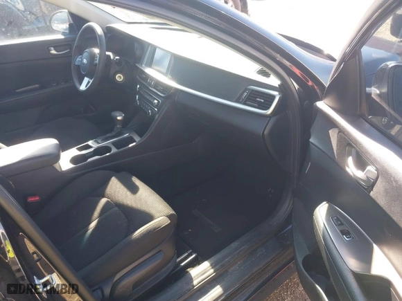 2020 Kia Optima LX with VIN 5XXGT4L34LG419202, listed as a IAAI auction lot 41380609 with 84,554 mi miles. Bid and sale history available at carsss.com. Image 5.