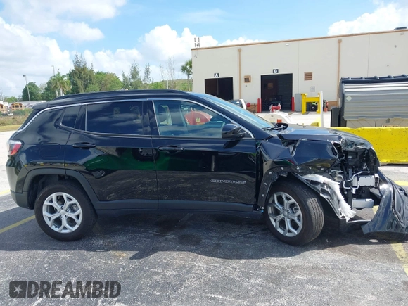 2024 Jeep Compass Latitude with VIN 3C4NJDBN5RT154383, listed as a IAAI auction lot 41938003 with 18,883 mi miles and . Bid and sale history available at DreamBid. Image 14.