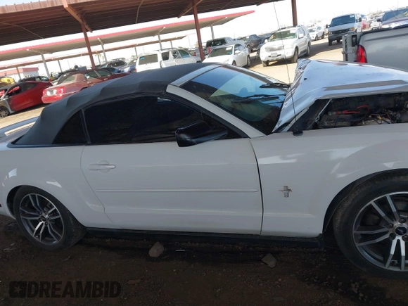 2007 Ford Mustang Deluxe with VIN 1ZVFT84N475280618, listed as a IAAI auction lot 41739867 with 194,934 mi miles and . Bid and sale history available at carsss.com. Image 13.