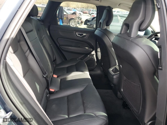 2018 Volvo XC60 Momentum with VIN YV4A22RK9J1093169, listed as a Copart auction lot 48784125 with 42,598 mi miles and Salvage Title. Bid and sale history available at carsss.com. Image 11.