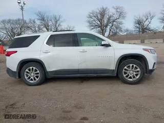 2018 Chevrolet Traverse LT Cloth with VIN 1GNEVGKW8JJ167095, listed as a IAAI auction lot 41479356 with 98,615 mi miles. Bid and sale history available at carsss.com. Image 14.