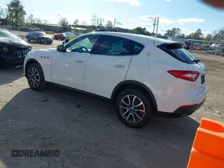 2018 Maserati Levante z VIN ZN661XUA9JX295951, wystawiony jako IAAI lot #41735398 z przebiegiem 32 367 mil mil oraz . Historia ofert i sprzedaży dostępna na DreamBid. Obrazek 3.