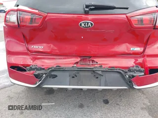 2018 Kia Niro EX with VIN KNDCC3LC7J5143379, listed as a IAAI auction lot 41793266 with 117,760 mi miles. Bid and sale history available at carsss.com. Image 6.