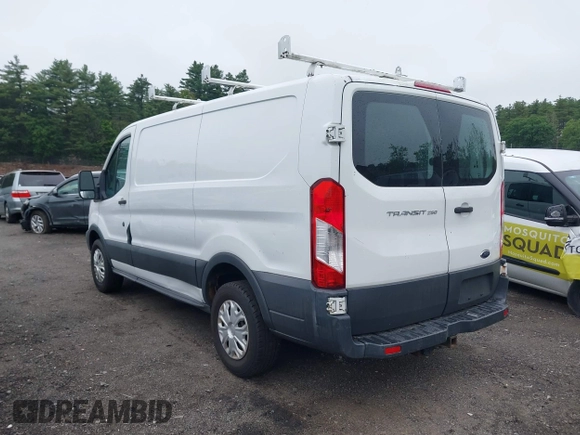 2015 Ford Transit Cargo с VIN 1FTNR1ZM9FKA14516, выставлен на аукционе IAAI как лот 42439179 с пробегом 187 947 миль миль и . История ставок и продаж доступна на DreamBid. Изображение 3.